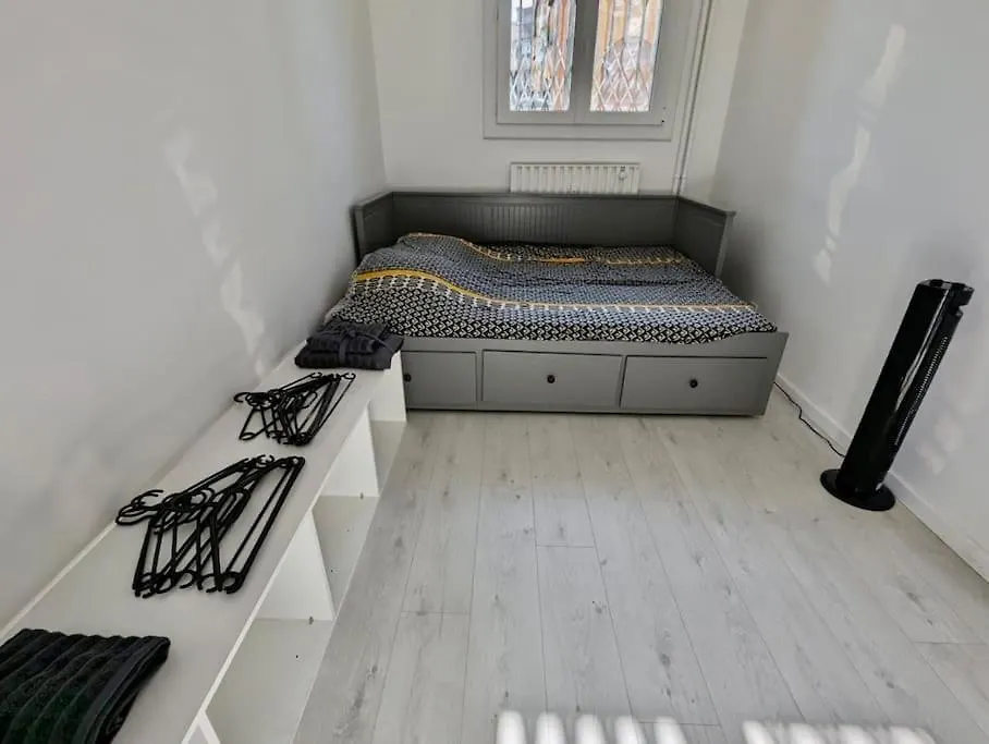 Magnifique T2 Refait A Neuf - Calme & Tout Equipe Avec Parking Grenoble Apartman
